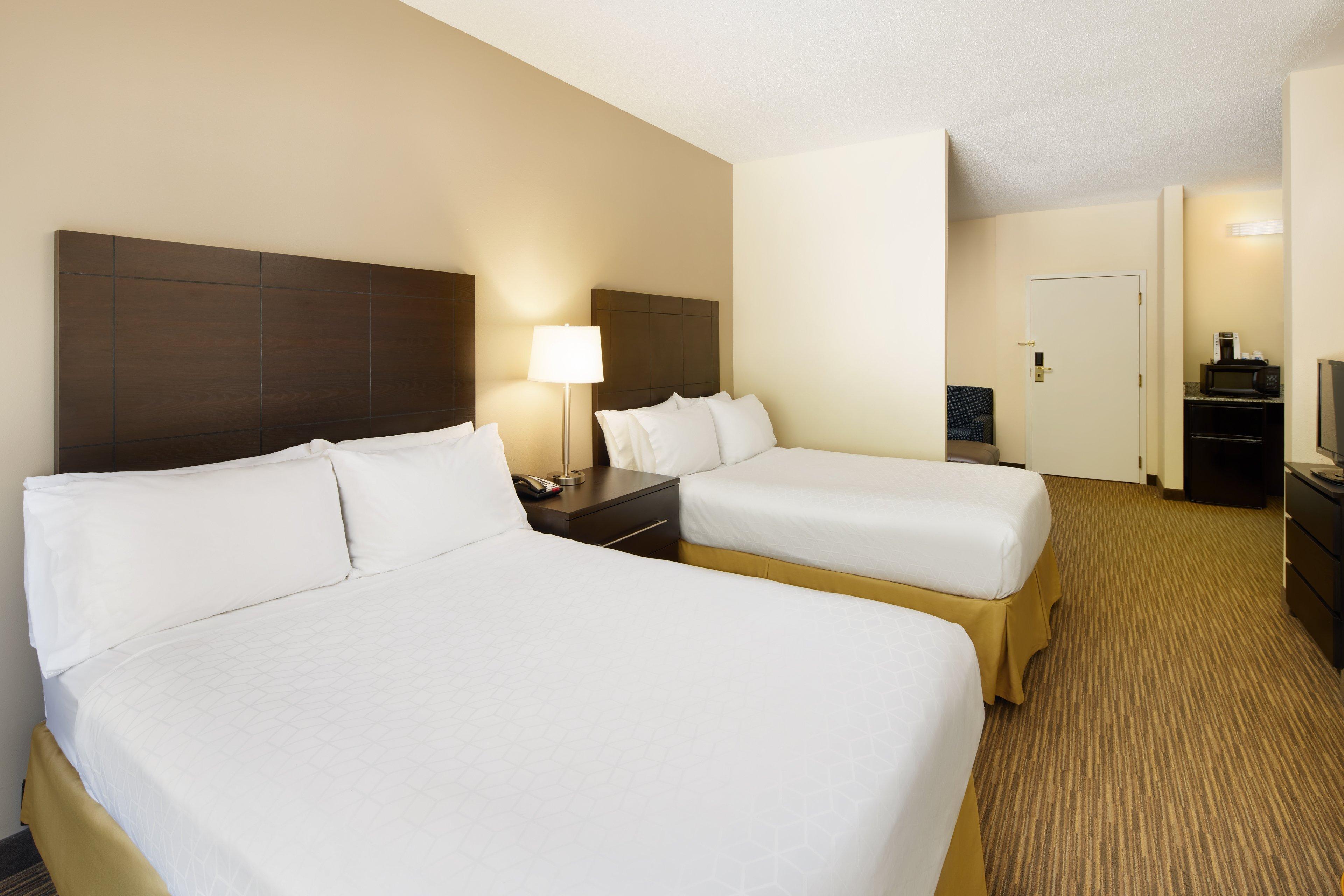 Holiday Inn Express & Suites Alpharetta By Ihg Exterior photo